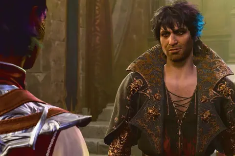 Astarion, jeden z baldur's gate 3 towarzysze, patrzy na kogoś zza kadru.