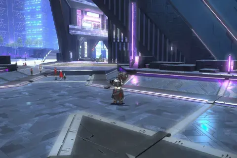 Postacie z Final Fantasy w futurystycznym mieście. Neonowe światła i wysokie budynki tworzą niesamowity klimat.