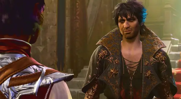 Astarion, jeden z baldur's gate 3 towarzysze, patrzy na kogoś zza kadru.