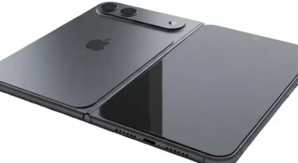 Koncepcja iPhone fold w ciemnoszarym kolorze, z podwójnym aparatem i logo Apple.