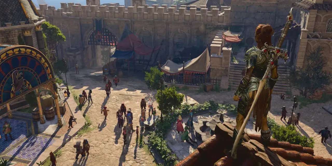 Postać w zbroi z mieczem na plecach obserwuje tętniący życiem rynek w Baldur's Gate 4.