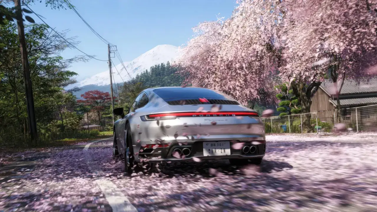 Porsche 911 na tle kwitnącej wiśni i ośnieżonej góry. Czy to zapowiedź forza horizon 6?