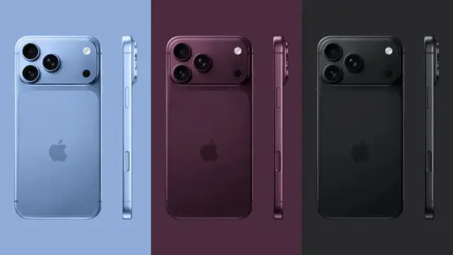 Trzy wersje kolorystyczne iPhone'a 18: niebieska, fioletowa i czarna, prezentujące tylny panel z aparatem i logo Apple.
